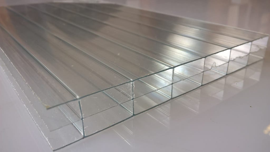 Сотовый поликарбонат прозрачный 20 мм